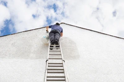 Peinture extérieure au Puy-Notre-Dame — façades et ravalement
